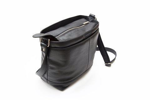 Sheridan Shoulder Bag with Klimt Kiss Abstract